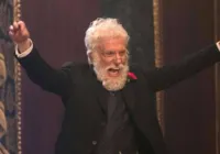 Ator de  "Mary Poppins” se torna o vencedor mais velho do Emmy