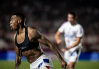 Autor de gol salvador, Jean Lucas celebra ponto: "É muito bom"