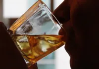 Gastos com saúde devido ao álcool chegam a R$ 1,1 bi por ano imagem