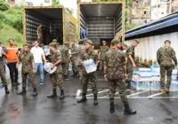 Carregamento de donativos arrecadados em Salvador é enviado ao RS