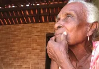 Ceramista mais antiga do Brasil, Dona Cadu morre aos 104 anos