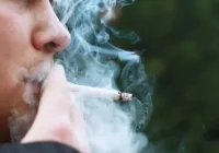 Cigarros ficam mais caros após decreto do governo; saiba valor