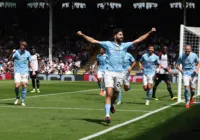 City goleia Fulham e assume a liderança provisória da Premier League