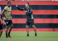 Com Andrade e Daniel Jr, Vitória está pronto para pegar o Atlético-MG