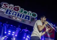 Confira a ordem dos shows deste domingo no Parque de Exposições