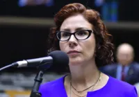 CCJ escolhe relator em processo de perda de mandato de Carla Zambelli