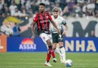 "Detalhe definiu o jogo", diz Willian Oliveira após derrota do Vitória