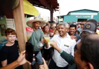 Em Malhada de Pedras, Jerônimo entrega obras e anuncia investimentos