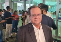 Em anúncio de voo Salvador-Paris, Bacelar fala de preço de passagens