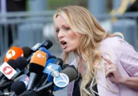 Ex-atriz pornô pede que Trump seja preso após sua condenação