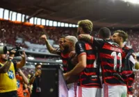 Flamengo vence Criciúma de virada, ajuda o Vitória e atrapalha o Bahia