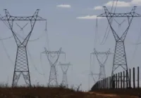 Governo aciona bandeira amarela e conta de energia fica mais cara