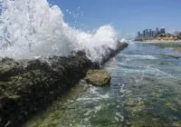 Governo quer barrar projeto que pode privatizar acesso a praias