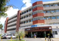 Homem que caiu de hotel em Salvador está em coma; veja detalhes