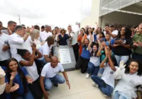 Jerônimo inaugura colégio de tempo integral na Bahia