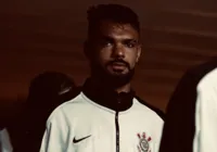 Jogador baiano conquista torcida do Corinthians: "Novo Ralf"