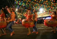 Lula sanciona lei que coloca quadrilhas como manifestação cultural