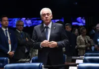 Bolsonaro descumpriu a lei e mereceu prisão, avalia Otto Alencar