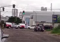 Marido é sequestrado enquanto noiva descia de carro com buquê