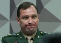 Mauro Cid quis mirar em relógio de Lula para 'salvar' Bolsonaro do TCU