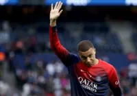 Mbappé se despede do PSG na final da Copa da França contra o Lyon