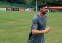 Novo reforço? Centroavante treina na Toca e torcida especula; confira