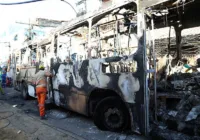 Ônibus incendiado: Justiça diz não haver "violência ou grave ameaça"
