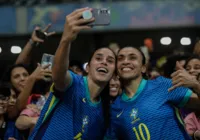 Parceiras de clube, Rafaelle e Marta vivem momento especial na Seleção