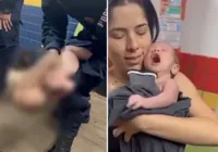 Policial salva recém nascido que engasgou com água da banheira; VÍDEO
