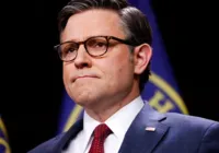 Presidente da Câmara pede que Biden renuncie ao cargo: "não está apto"