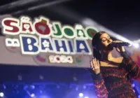 Priscila Senna canta no Parque após acidente e se emociona: “Difícil"