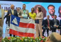 Professor baiano recebe medalha de ouro em olimpíada de matemática