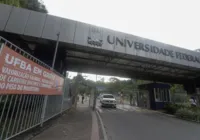 Sindicato assina acordo para dar fim à greve dos professores federais imagem