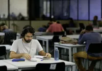 Faculdades são autorizadas a cobrar mensalidade maior de calouros