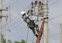 Aumento de colisões em postes afeta distribuição de energia na Bahia