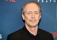 Steve Buscemi, amigo de Adam Sandler, é agredido em Nova York