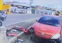 Homens roubam carro e sofrem acidente em Salvador