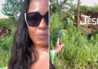 Tia Má denuncia intolerância com Pedra de Xangô: "Pichada com Jesus"