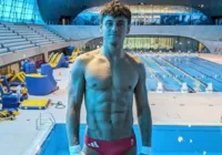 Tom Daley: atleta 'testa' cama anti-sexo da Vila Olímpica; vídeo