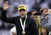 Torcedor do Cruzeiro denuncia agressão de presidente do Corinthians