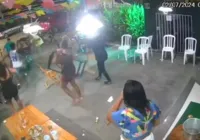 Vídeo: Homem tem pulmão perfurado após ser esfaqueado por cliente