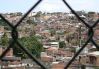 Vídeo: madrugada de terror em Tancredo Neves tem chuva de tiros