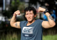 Virna Jandiroba sobe no ringue do UFC em busca do cinturão