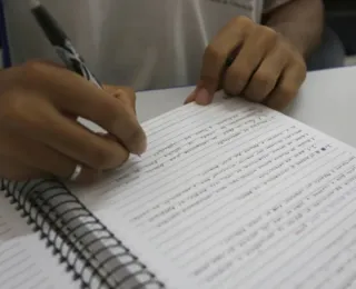 Governo vai usar IA para corrigir lições de alunos da rede estadual
