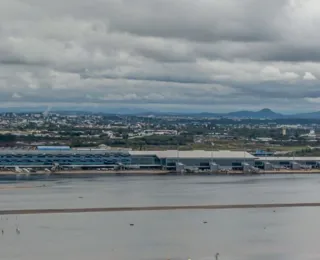 Aeroporto de Porto Alegre vai reabrir para embarque e desembarque