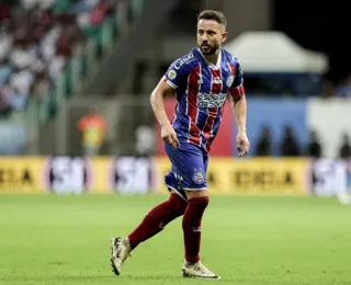 Aos 35 anos, Everton Ribeiro vira pilar de sistema defensivo do Bahia