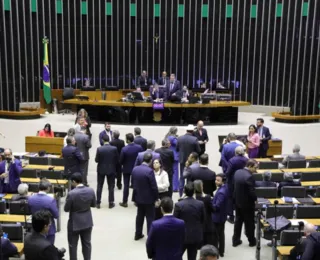 Após 8h de sessão, Câmara aprova texto-base da reforma tributária