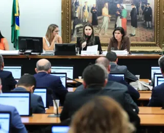 Após bate-bocas, votação da PEC das drogas é adiada na CCJ da Câmara