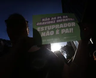 Após estupro, menina de São Paulo consegue fazer aborto em Salvador