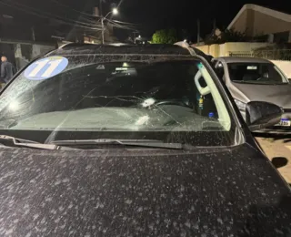 Carro com pré-candidato a prefeito é alvejado em Esplanada